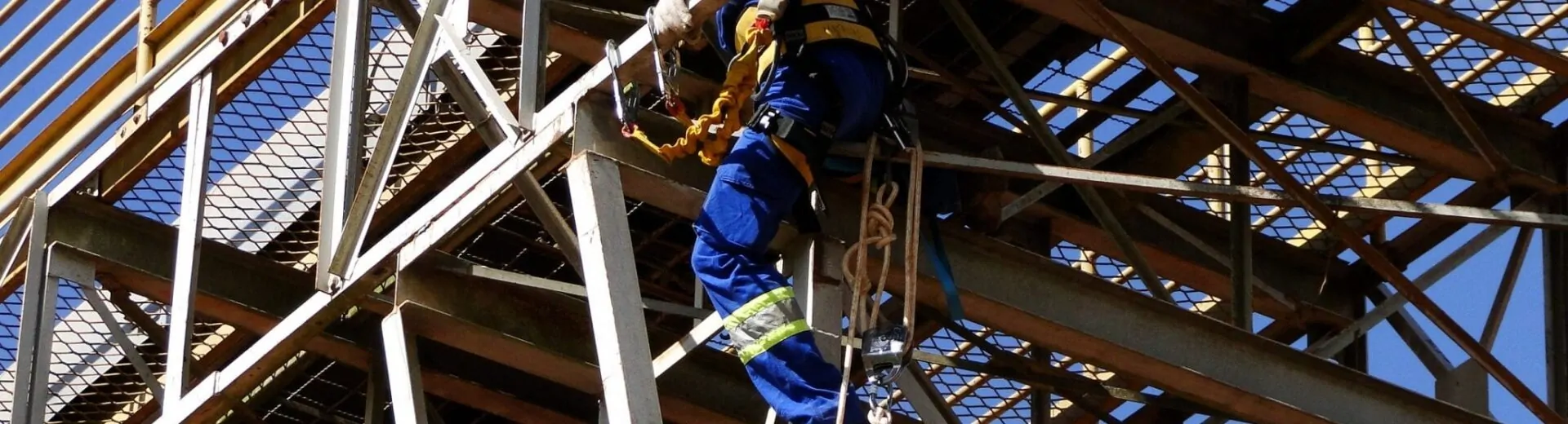 Treinamento Periódico Bienal de Trabalho em Altura - 3502