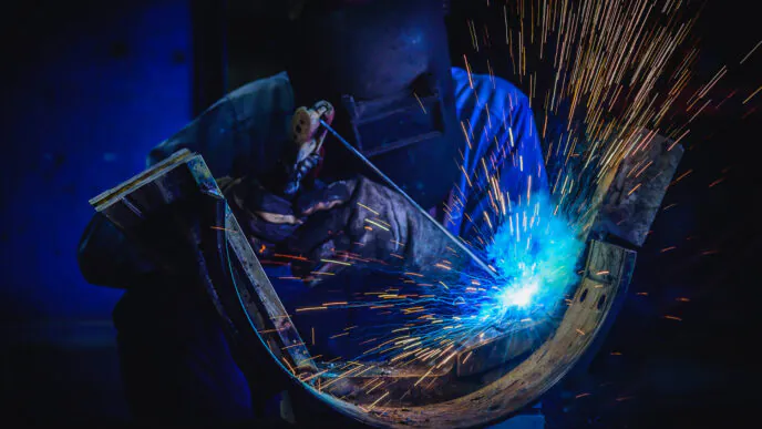 O objetivo do Curso Solda por Projeção é qualificar profissionais para atuarem de forma segura, eficiente e tecnicamente correta em ambientes industriais onde esse tipo de soldagem é aplicado.