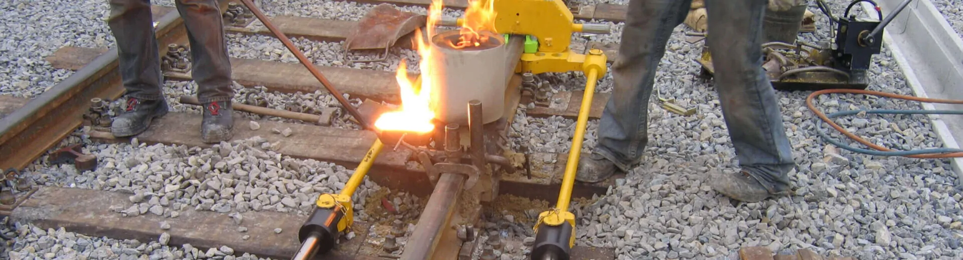 Laudo de Soldagem Aluminotérmica