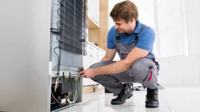 https://rescuecursos.com/curso-manutencao-de-geladeira-refrigerador/#:~:text=Foto%20Ilustrativa-,Curso%20Manuten%C3%A7%C3%A3o%20de%20Geladeira%20(Refrigerador),-Nome%20T%C3%A9cnico%3A%20Curso