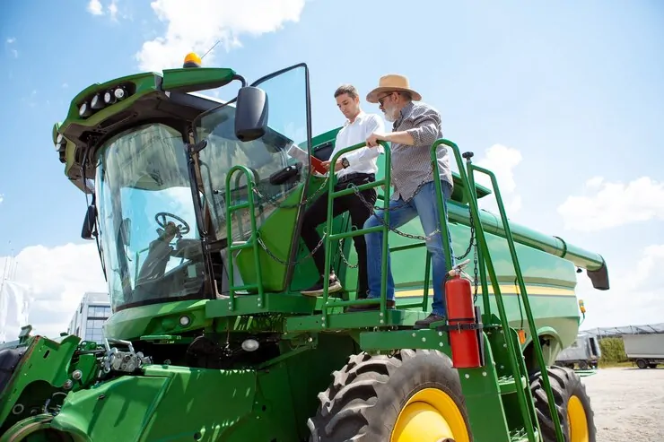 Imagem de máquina agrícola - Laudo Cabines ROPS/FOPS Imagem de máquina agrícola - Laudo Cabines ROPS/FOPS